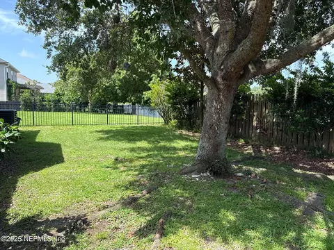 Exterior - 404 Talbot Bay Dr, Saint Augustine, FL 32086 photo 3 of 4
