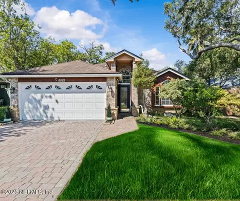8882 Chambore Dr, Jacksonville, FL 32256