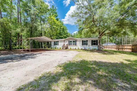 785 W Market Rd, Starke, FL 32091