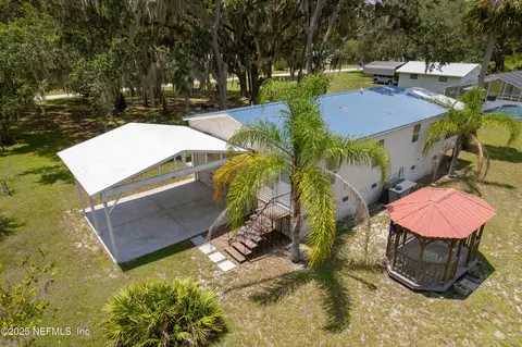 104 Lisa Ter, Crescent City, FL 32112