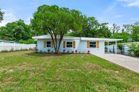 3445 Eve Dr E, Jacksonville, FL 32246