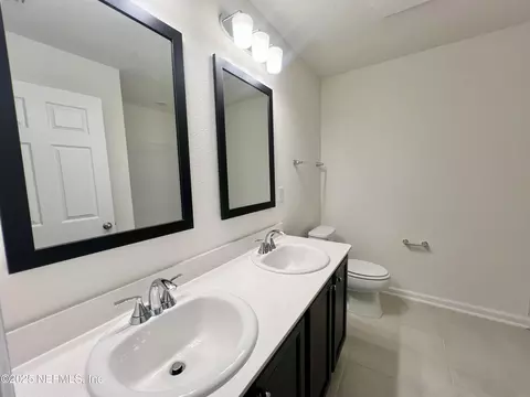 Bath - 5188 Conference Dr, Jacksonville, FL 32234 photo 1 of 1
