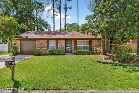 2705 Pinewood Blvd N, Middleburg, FL 32068