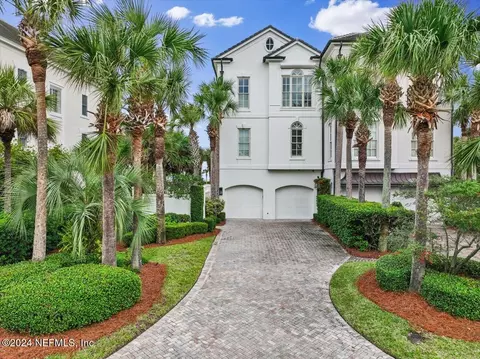 8160 Residence Ct, Fernandina Beach, FL 32034