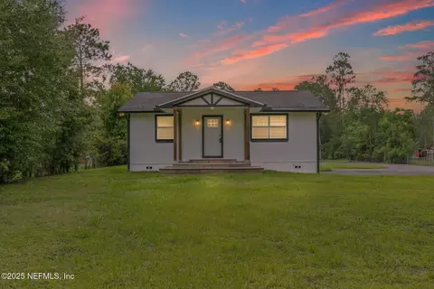 16445 Village Green Dr N, Jacksonville, FL 32234
