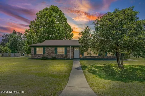 3747 Mateo Dr, Orange Park, FL 32065