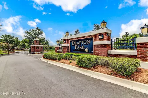 8416 Thornbush Ct, Jacksonville, FL 32216