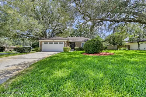 5182 Sand Ridge Ct, Jacksonville, FL 32258