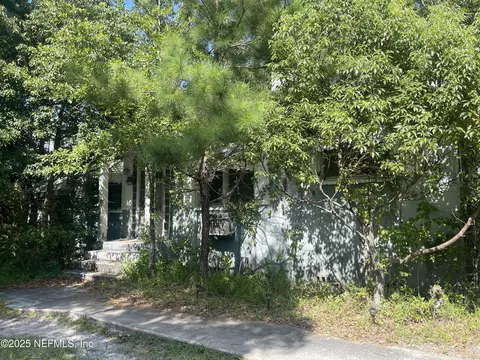 2459 Dean Rd, Jacksonville, FL 32216