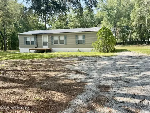 111 64th St, Interlachen, FL 32148