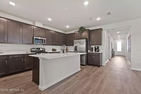 Entry Way - 64 Winged Elm Ct, Saint Augustine, FL 32092 photo 2 of 3