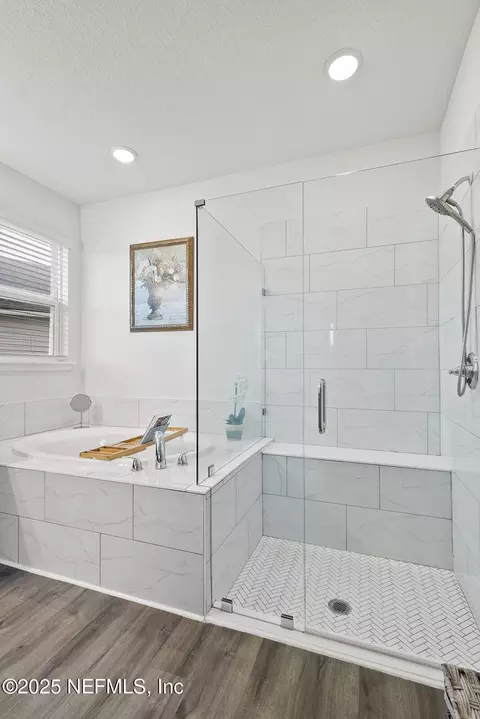 Bath - 64 Winged Elm Ct, Saint Augustine, FL 32092 photo 1 of 6