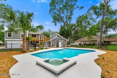 2605 Spreading Oaks Ln, Jacksonville, FL 32223