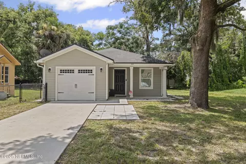9124 Adams Ave, Jacksonville, FL 32208
