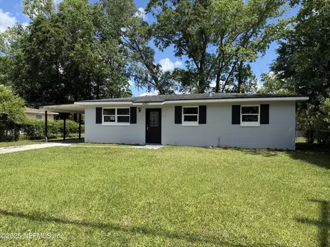 6867 Miss Muffet Ln N, Jacksonville, FL 32210