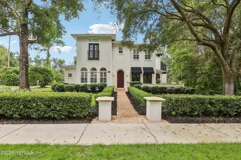 1584 Sandy Springs Dr, Fleming Island, FL 32003