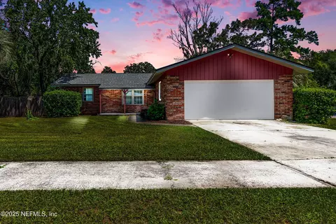 6149 Post Oak Rd W, Jacksonville, FL 32277