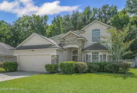 856 Reflection Cove Rd E, Jacksonville, FL 32218