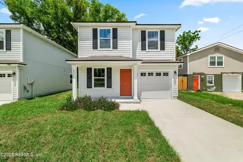 1446 Royal Court Ln, Jacksonville, FL 32209