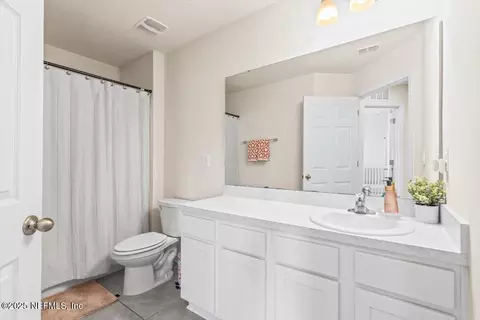Bath - 164 Java Ln, Saint Augustine, FL 32092 photo 2 of 3