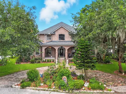 1833 Kings Ct, Jacksonville Beach, FL 32250