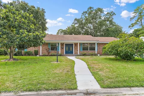 6870 La Loma Dr, Jacksonville, FL 32217