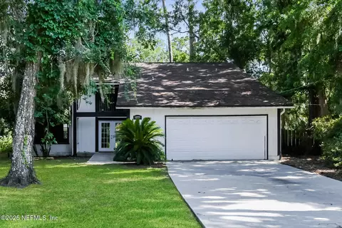 12772 Shapell Ct, Jacksonville, FL 32223