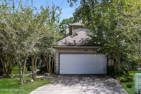 2990 Lantana Lakes Dr, Jacksonville, FL 32246