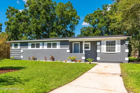 7418 Warner Dr, Jacksonville, FL 32244