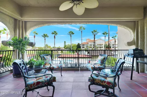 106 Club House Dr #211, Palm Coast, FL 32137