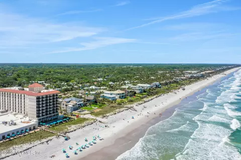 553 David St, Atlantic Beach, FL 32233