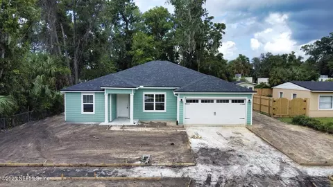 5421 Sharon Ter, Jacksonville, FL 32207