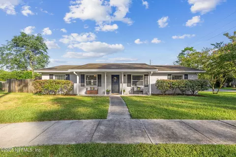 4670 Scarlet Ct, Jacksonville, FL 32210
