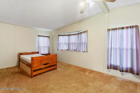 100 Mangels Dr, Interlachen, FL 32148 photo 17
