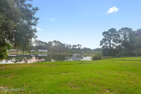 100 Mangels Dr, Interlachen, FL 32148 photo 23
