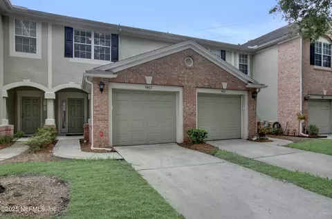 7463 Red Crane Ln, Jacksonville, FL 32256
