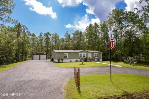 10660 Baylor Ave, Hastings, FL 32145