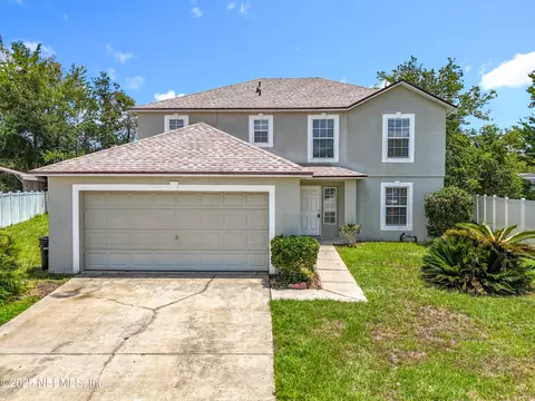 9326 Lockheed Ln, Jacksonville, FL 32221