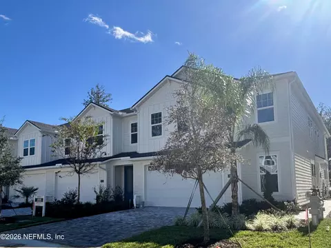 375 Oakmoss Dr, Saint Johns, FL 32259