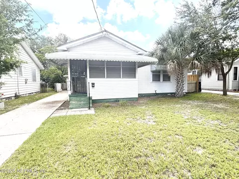 1383 Wolfe St, Jacksonville, FL 32205