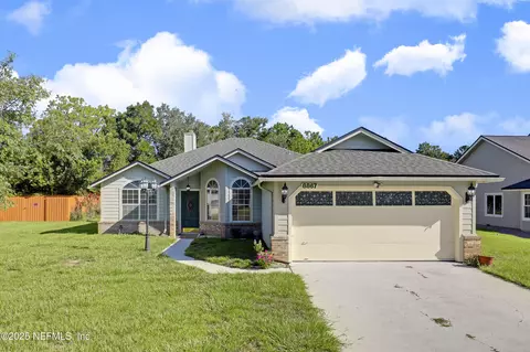 8867 Ivymill Pl N, Jacksonville, FL 32244
