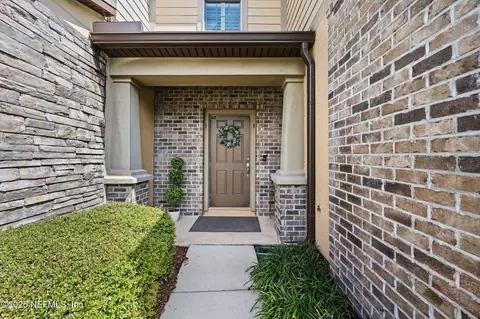7038 Beauhaven Ct, Jacksonville, FL 32258