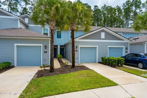 162 Scotch Pebble Dr, Saint Johns, FL 32259