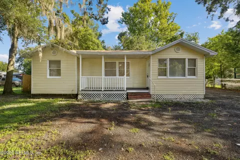 7125 Silver Lake Ter, Jacksonville, FL 32216