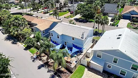 575 10th Ave S, Jacksonville Beach, FL 32250