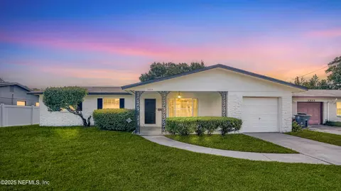 3223 Crosby Ln, Jacksonville, FL 32216