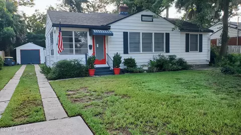 1647 Charon Rd, Jacksonville, FL 32205