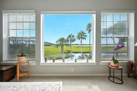3331 Lighthouse Point Ln, Jacksonville, FL 32250