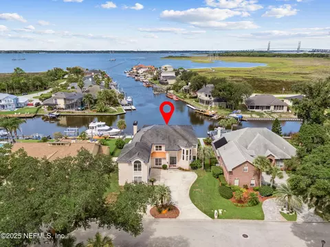 4492 Harbour North Ct, Jacksonville, FL 32225