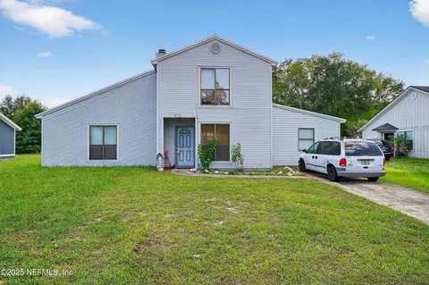 6450 Sierra Dr, Jacksonville, FL 32244
